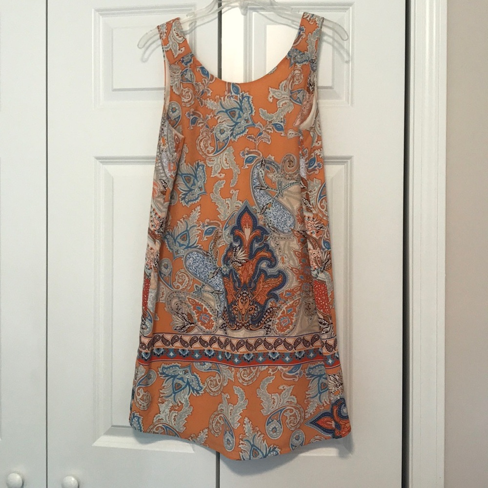 Size 4 light and airy summer dress!